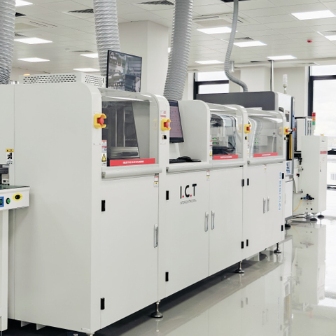 ICT-SS550P1 | W pełni automatyczna maszyna do lutowania selektywnego PCB online z 2 tyglami lutowniczymi 