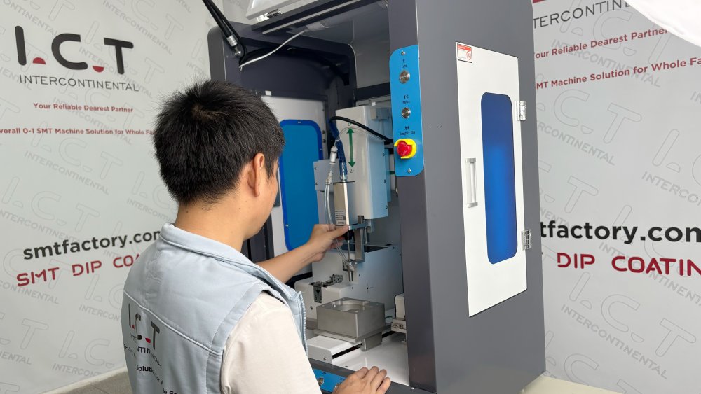 Robot do wkręcania SCR300.jpg