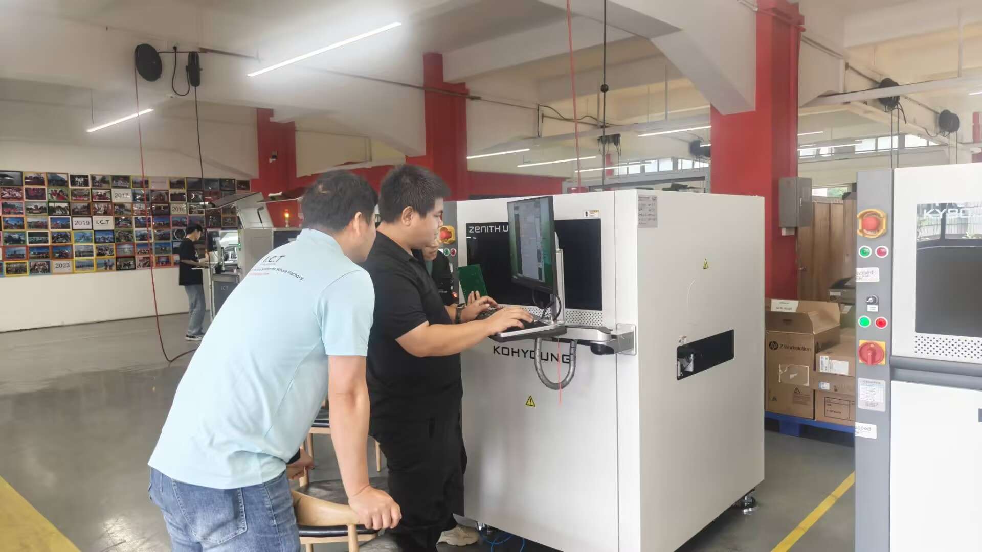 Inżynier ICT Roka prowadzi kompleksowe szkolenie AOI dla zespołu inżynier&oacute;w (1).jpg