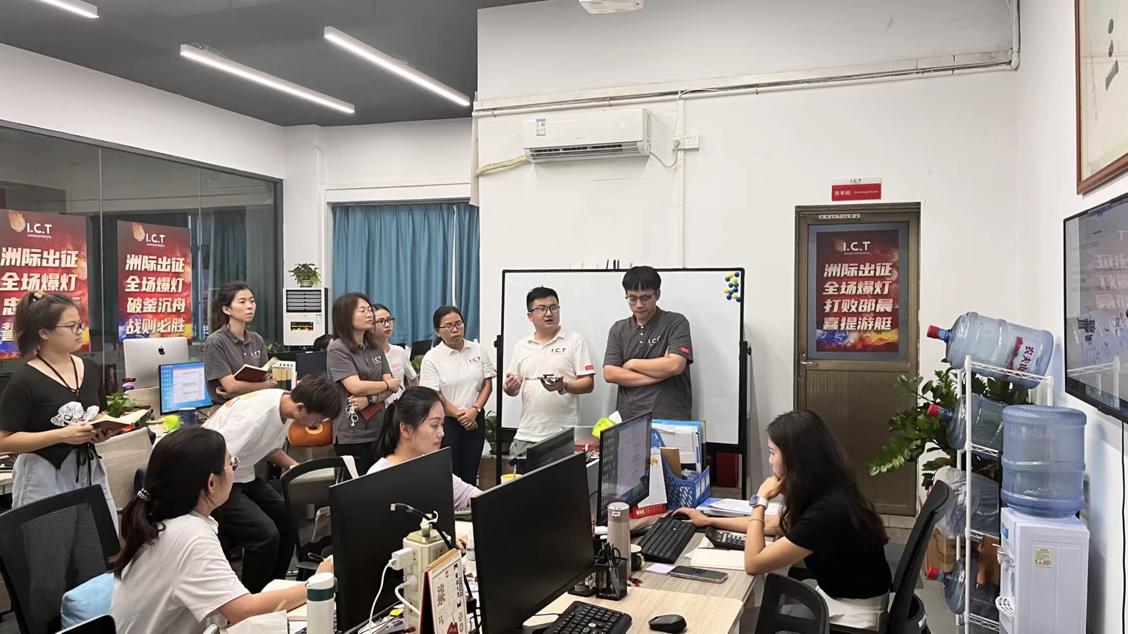 Linia maszyn SMT do szkoleń ICT