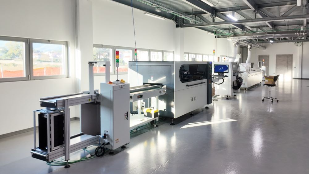 Linia produkcyjna taśm LED ICT we Włoszech 02.jpg