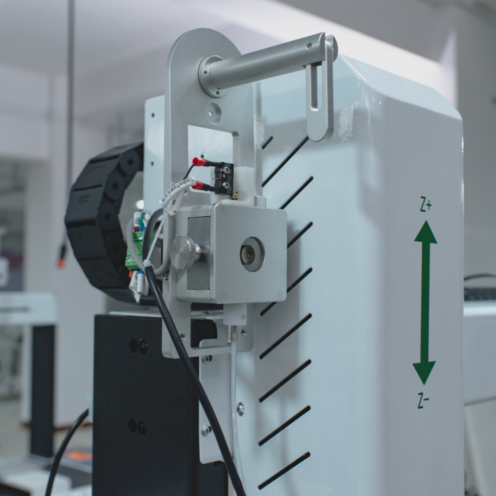 ICT | Szybki automatyczny robot lutowniczy PCB. Wyświetlacz maszyny